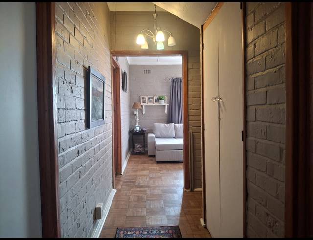 5 BEDROOM FREEHOLD FOR SALE IN CLARENDON